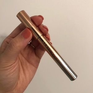 Fenty Beauty Ice Dunes eyes and lips crayon